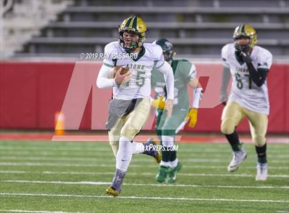 Thumbnail 2 in Longwood vs. William Floyd Section XI Division I Finals photogallery.