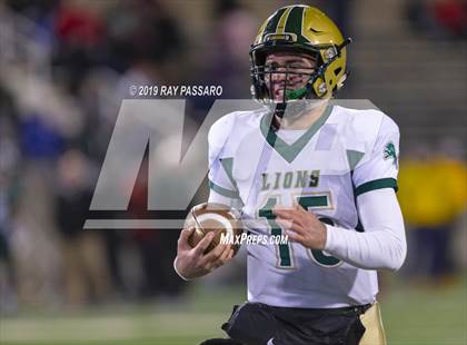 Thumbnail 3 in Longwood vs. William Floyd Section XI Division I Finals photogallery.