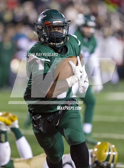 Thumbnail 2 in Longwood vs. William Floyd Section XI Division I Finals photogallery.