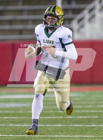Thumbnail 3 in Longwood vs. William Floyd Section XI Division I Finals photogallery.