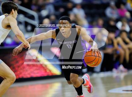 Thumbnail 3 in Omaha Central vs. Bellevue West photogallery.
