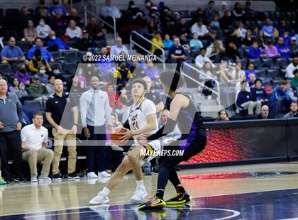 Thumbnail 1 in Omaha Central vs. Bellevue West photogallery.