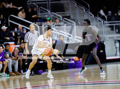 Thumbnail 1 in Omaha Central vs. Bellevue West photogallery.