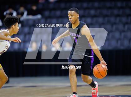Thumbnail 1 in Omaha Central vs. Bellevue West photogallery.