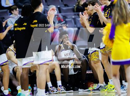 Thumbnail 2 in Omaha Central vs. Bellevue West photogallery.