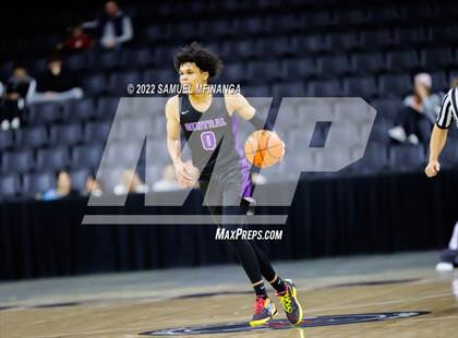 Thumbnail 2 in Omaha Central vs. Bellevue West photogallery.