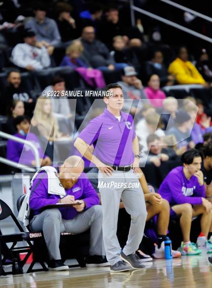 Thumbnail 3 in Omaha Central vs. Bellevue West photogallery.