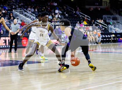 Thumbnail 1 in Omaha Central vs. Bellevue West photogallery.
