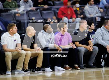 Thumbnail 1 in Omaha Central vs. Bellevue West photogallery.