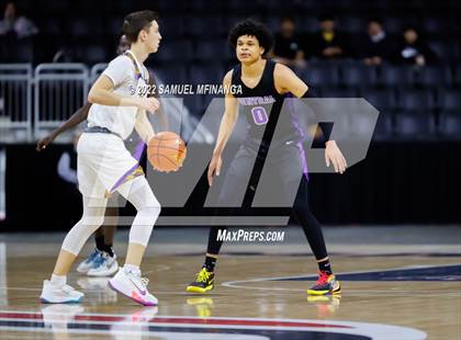 Thumbnail 2 in Omaha Central vs. Bellevue West photogallery.