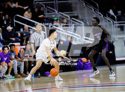Thumbnail 2 in Omaha Central vs. Bellevue West photogallery.