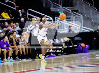 Thumbnail 3 in Omaha Central vs. Bellevue West photogallery.