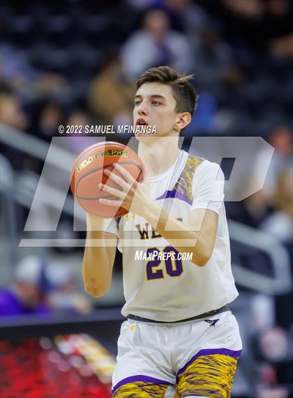 Thumbnail 2 in Omaha Central vs. Bellevue West photogallery.