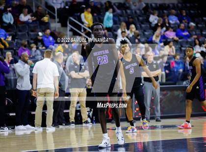 Thumbnail 2 in Omaha Central vs. Bellevue West photogallery.
