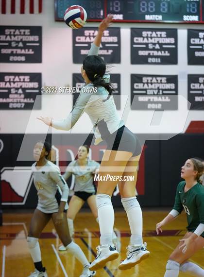 Thumbnail 2 in Basha @ Northwest Christian photogallery.