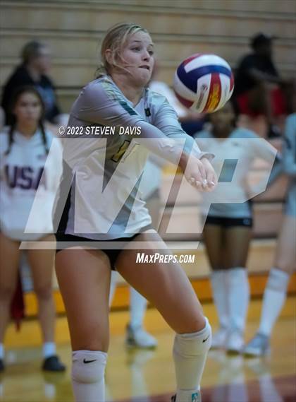 Thumbnail 2 in Basha @ Northwest Christian photogallery.
