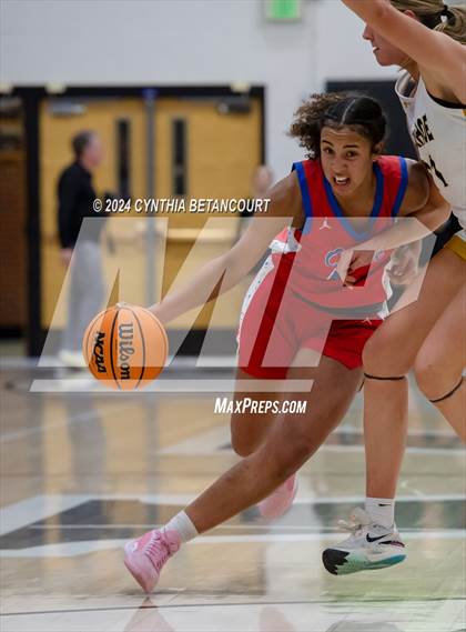 Thumbnail 3 in Arapahoe vs Cherry Creek photogallery.