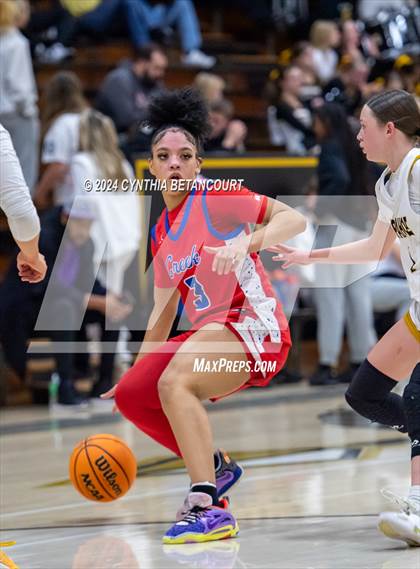 Thumbnail 3 in Arapahoe vs Cherry Creek photogallery.