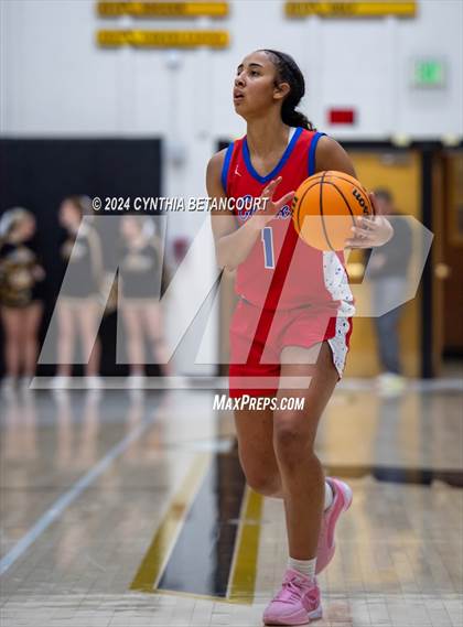 Thumbnail 2 in Arapahoe vs Cherry Creek photogallery.