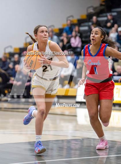 Thumbnail 3 in Arapahoe vs Cherry Creek photogallery.