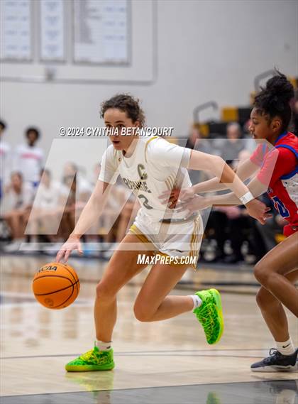 Thumbnail 3 in Arapahoe vs Cherry Creek photogallery.
