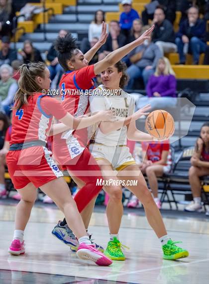 Thumbnail 3 in Arapahoe vs Cherry Creek photogallery.