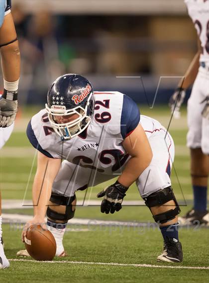 Thumbnail 2 in Ryan vs. Bell (UIL 5A Division 2 Bi-District Playoff) photogallery.