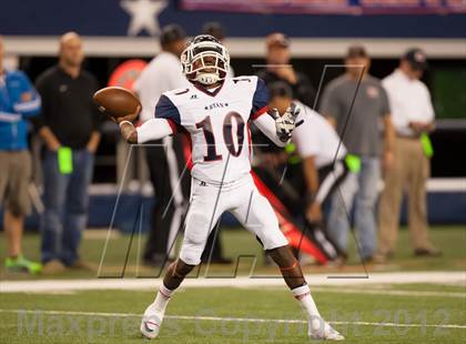 Thumbnail 1 in Ryan vs. Bell (UIL 5A Division 2 Bi-District Playoff) photogallery.