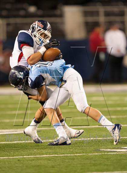 Thumbnail 3 in Ryan vs. Bell (UIL 5A Division 2 Bi-District Playoff) photogallery.