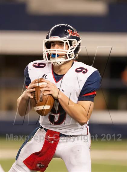 Thumbnail 1 in Ryan vs. Bell (UIL 5A Division 2 Bi-District Playoff) photogallery.