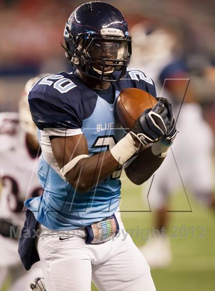 Thumbnail 1 in Ryan vs. Bell (UIL 5A Division 2 Bi-District Playoff) photogallery.