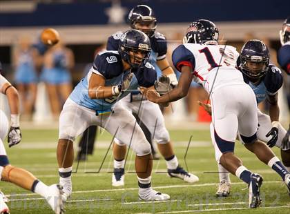 Thumbnail 2 in Ryan vs. Bell (UIL 5A Division 2 Bi-District Playoff) photogallery.