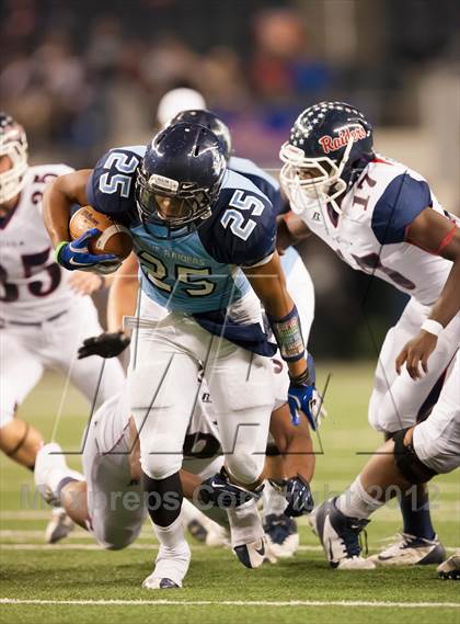 Thumbnail 1 in Ryan vs. Bell (UIL 5A Division 2 Bi-District Playoff) photogallery.