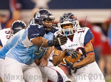 Thumbnail 1 in Ryan vs. Bell (UIL 5A Division 2 Bi-District Playoff) photogallery.