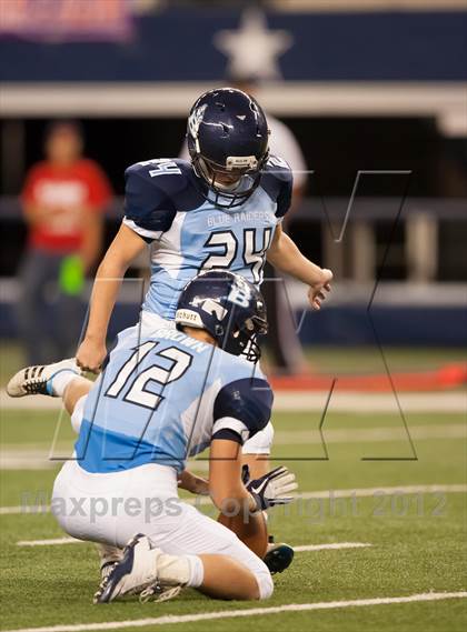 Thumbnail 3 in Ryan vs. Bell (UIL 5A Division 2 Bi-District Playoff) photogallery.