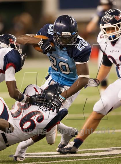 Thumbnail 3 in Ryan vs. Bell (UIL 5A Division 2 Bi-District Playoff) photogallery.