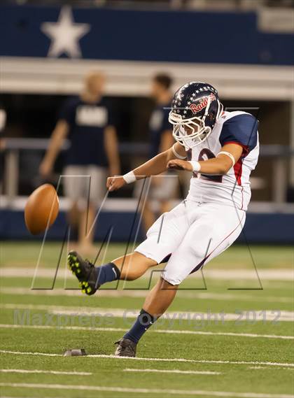 Thumbnail 2 in Ryan vs. Bell (UIL 5A Division 2 Bi-District Playoff) photogallery.