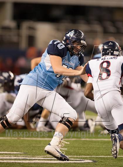 Thumbnail 3 in Ryan vs. Bell (UIL 5A Division 2 Bi-District Playoff) photogallery.