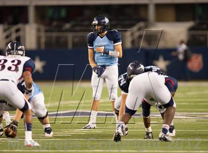 Thumbnail 3 in Ryan vs. Bell (UIL 5A Division 2 Bi-District Playoff) photogallery.