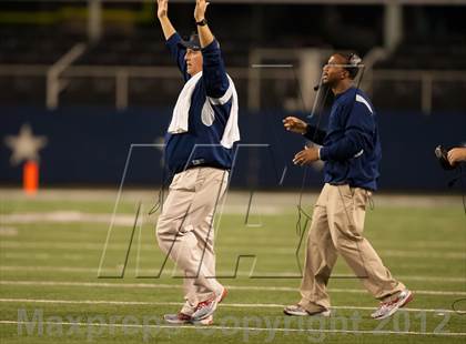 Thumbnail 1 in Ryan vs. Bell (UIL 5A Division 2 Bi-District Playoff) photogallery.