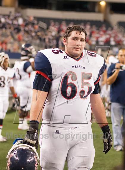 Thumbnail 1 in Ryan vs. Bell (UIL 5A Division 2 Bi-District Playoff) photogallery.
