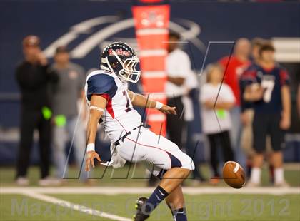Thumbnail 3 in Ryan vs. Bell (UIL 5A Division 2 Bi-District Playoff) photogallery.