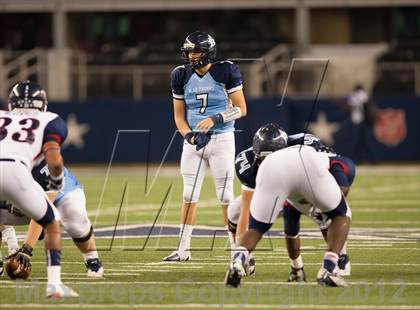 Thumbnail 1 in Ryan vs. Bell (UIL 5A Division 2 Bi-District Playoff) photogallery.
