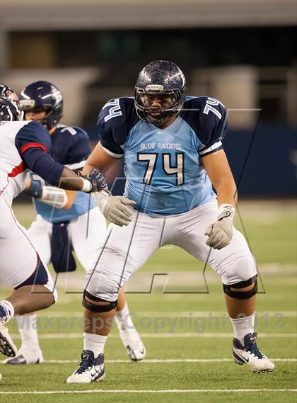 Thumbnail 1 in Ryan vs. Bell (UIL 5A Division 2 Bi-District Playoff) photogallery.