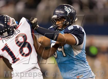 Thumbnail 2 in Ryan vs. Bell (UIL 5A Division 2 Bi-District Playoff) photogallery.