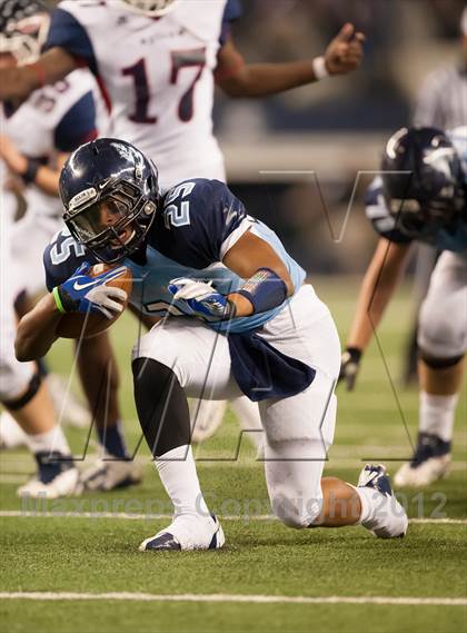 Thumbnail 3 in Ryan vs. Bell (UIL 5A Division 2 Bi-District Playoff) photogallery.