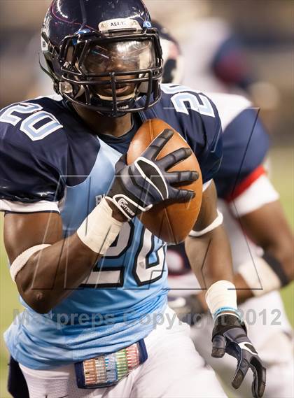 Thumbnail 2 in Ryan vs. Bell (UIL 5A Division 2 Bi-District Playoff) photogallery.