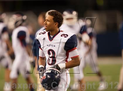 Thumbnail 2 in Ryan vs. Bell (UIL 5A Division 2 Bi-District Playoff) photogallery.
