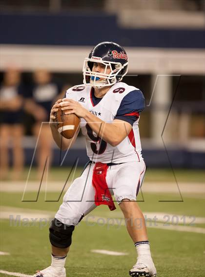 Thumbnail 2 in Ryan vs. Bell (UIL 5A Division 2 Bi-District Playoff) photogallery.
