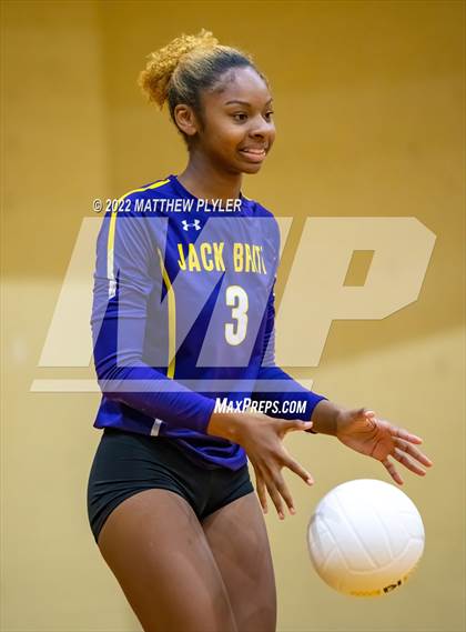 Thumbnail 1 in Jack Britt vs Triton (Jack Britt's 19th Annual Volleyball Jamboree)(scrimmage) photogallery.
